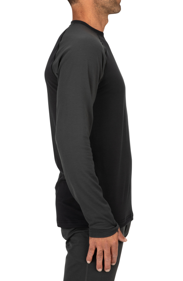 Simms Lightweight Baselayer Top Model Side Simms Lightweight Baselayer Top Model Side
